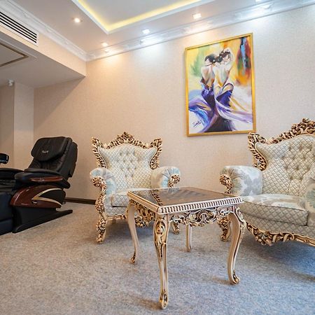 Hotel Aqua Liberty Tbilisi Buitenkant foto