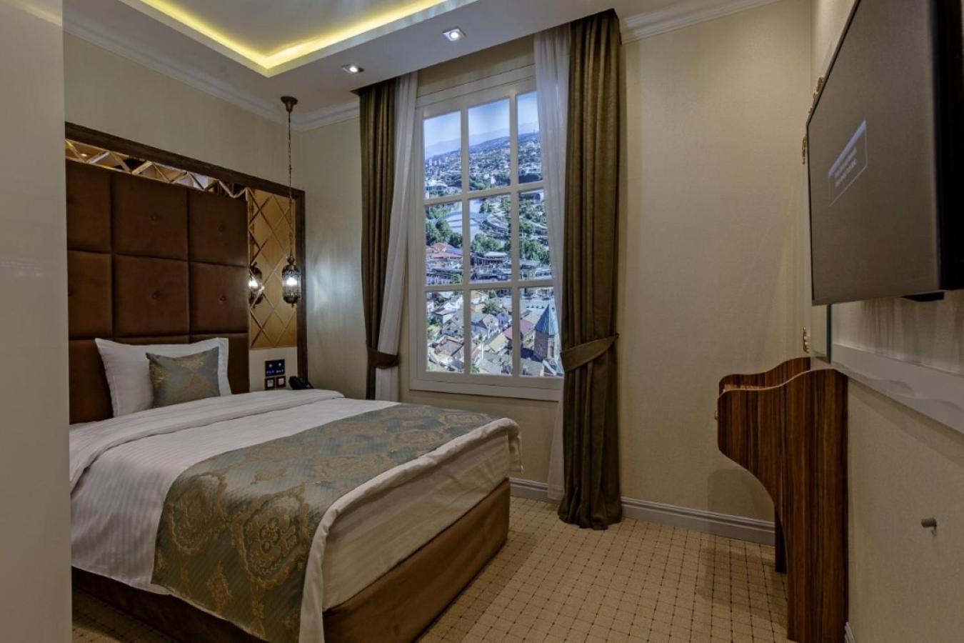 Hotel Aqua Liberty Tbilisi Buitenkant foto