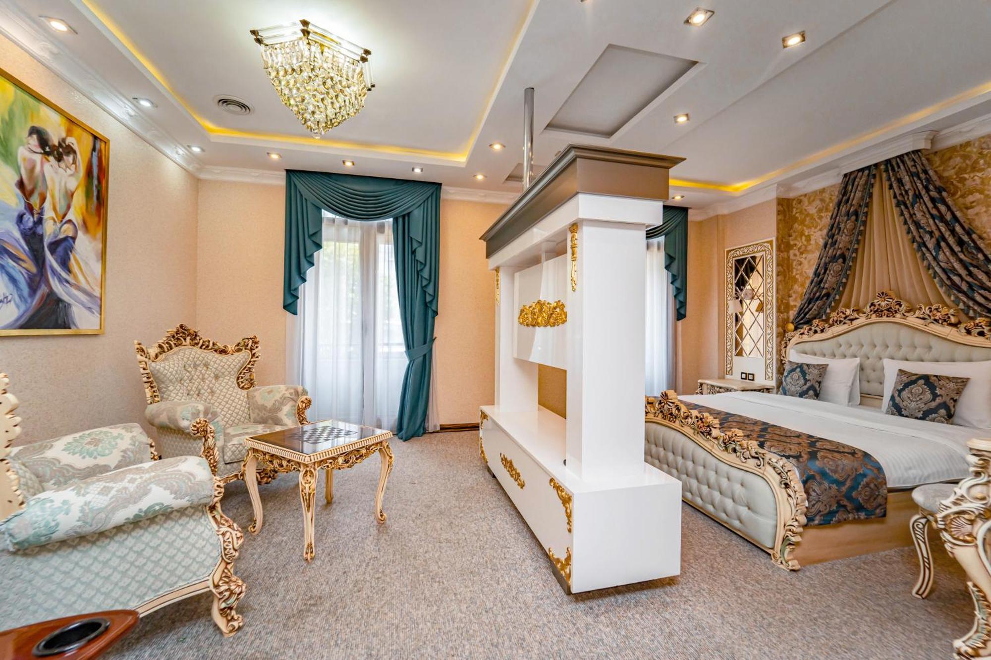 Hotel Aqua Liberty Tbilisi Buitenkant foto